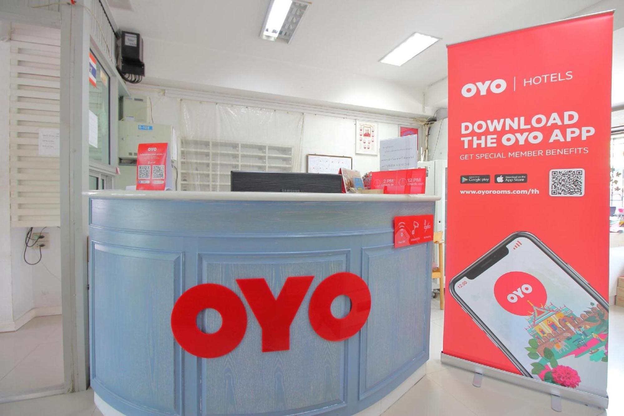 Super Oyo 498 Ladawan Villa Bangkok Exterior photo