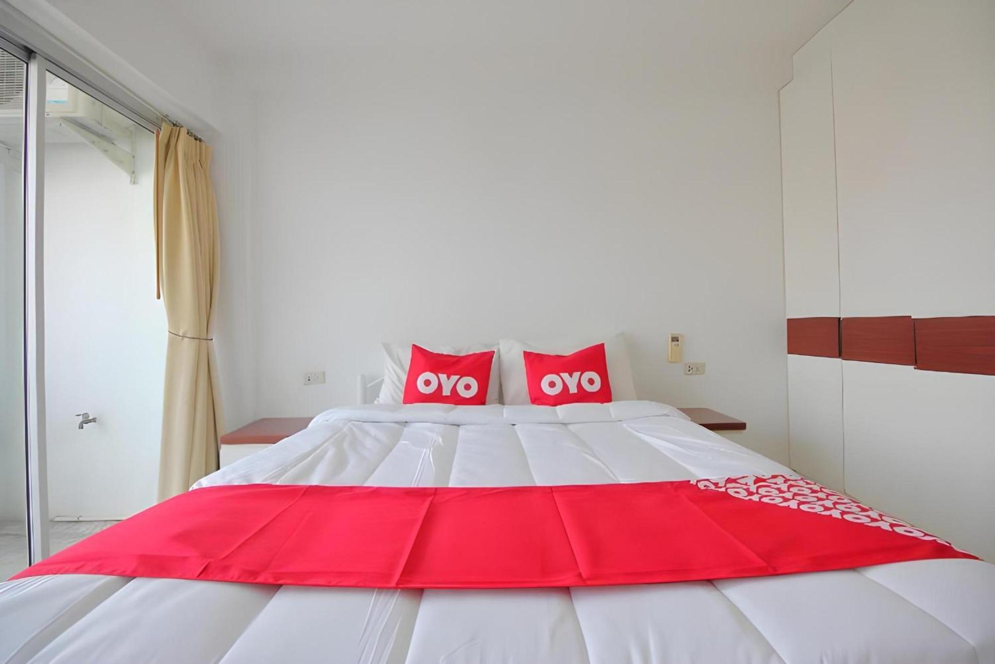 Super Oyo 498 Ladawan Villa Bangkok Exterior photo